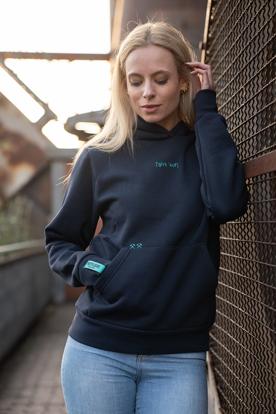 Hoodie "GLÜCK AUF" Navy / Türkis