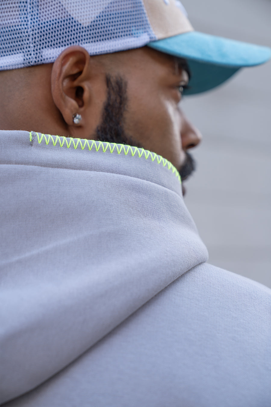 Hoodie "PTTLBE" Grey / Neon Yellow