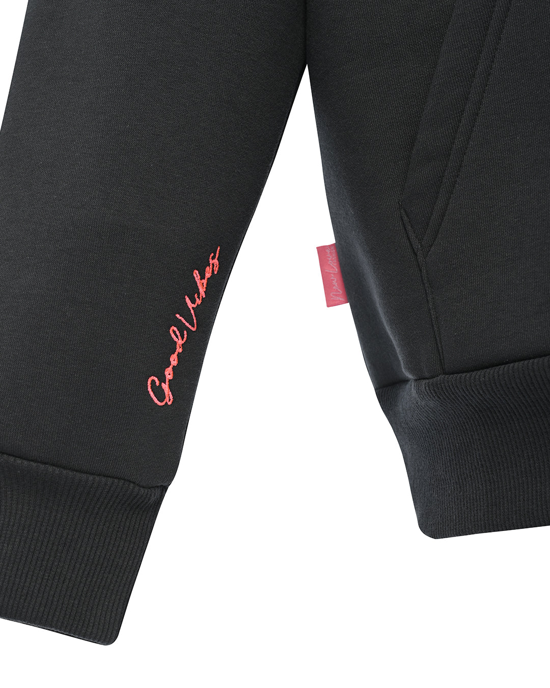 Sudadera con capucha negra lavada rosa!