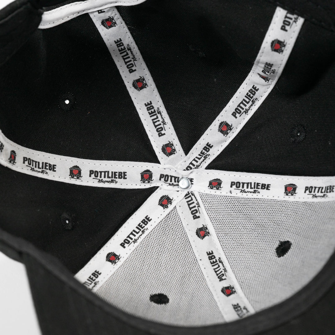 Kohle & Herz Basecap - Schwarz / Weiß