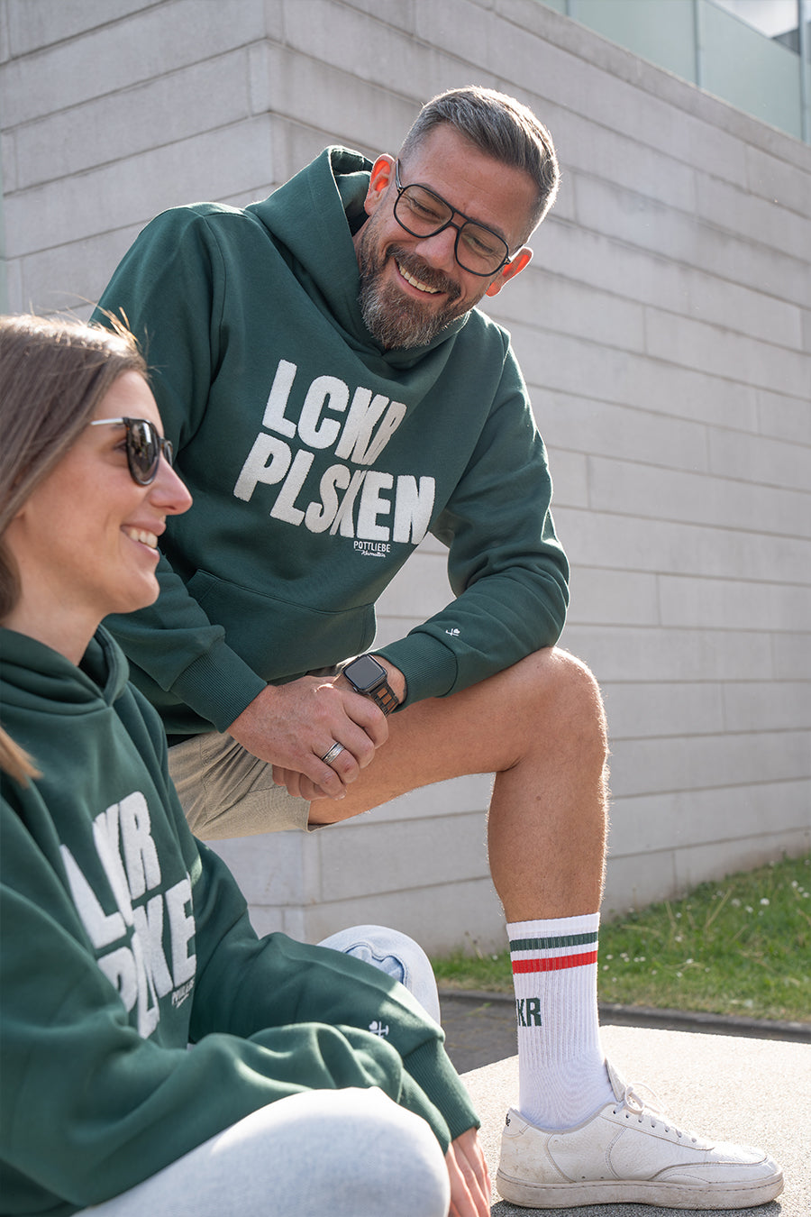 Hoodie "LCKR PLSKEN" Bottle Green